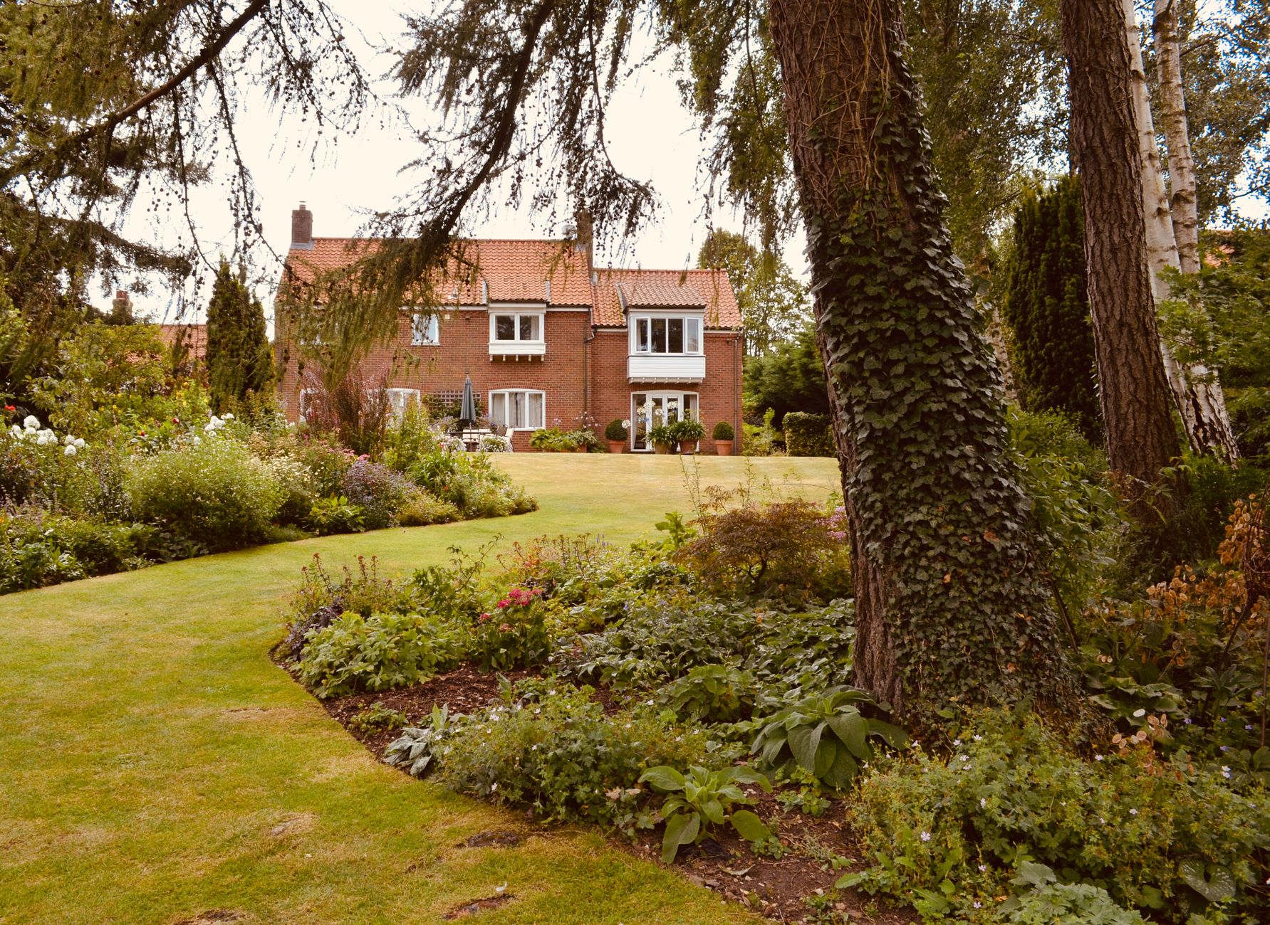 Landscaper services in Rotherham, Eden Landscapes